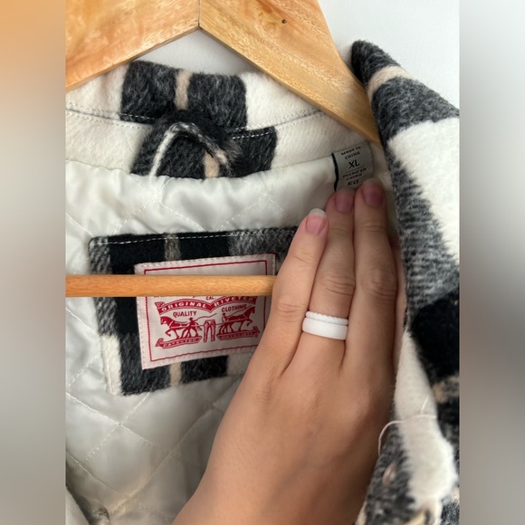 NWOT LEVIS LINED WOOL BLEND SHACKET - Picture 7 of 7